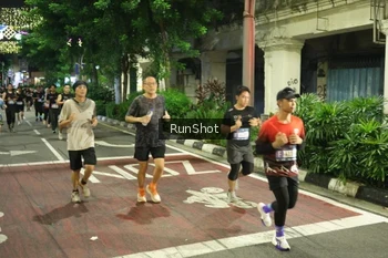 Runner Photo 4217012