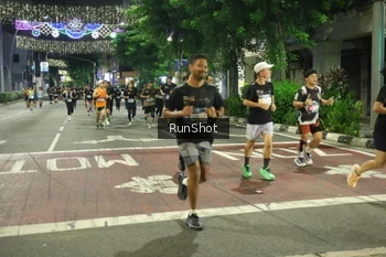 Runner Photo 4217219