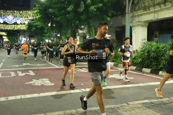Runner Photo 4217223