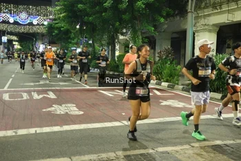 Runner Photo 4217246