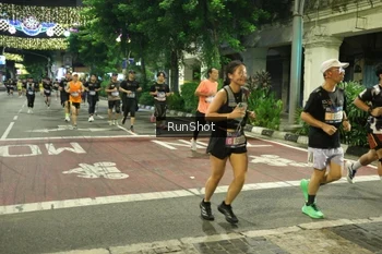 Runner Photo 4217250