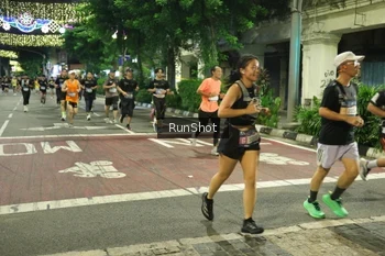 Runner Photo 4217251