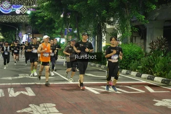 Runner Photo 4217280