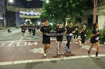 Runner Photo 4217347
