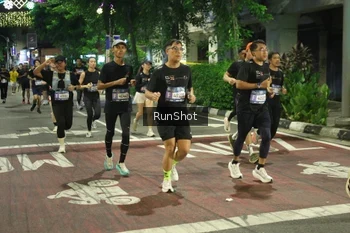 Runner Photo 4217488