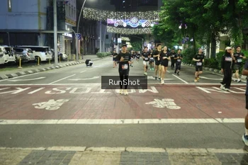Runner Photo 4217806