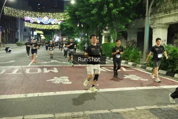 Runner Photo 4217846