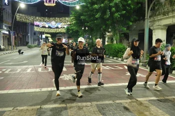 Runner Photo 4217937