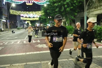 Runner Photo 4217952