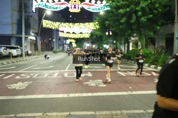 Runner Photo 4217958