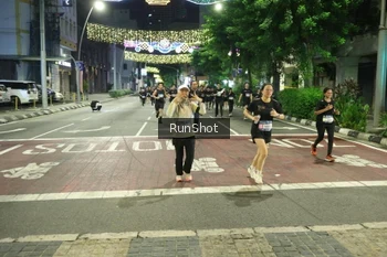 Runner Photo 4217964