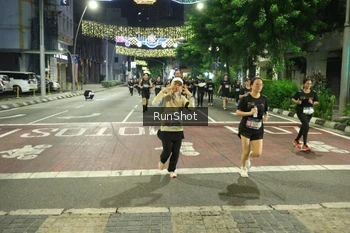 Runner Photo 4217977