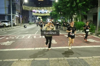 Runner Photo 4217979