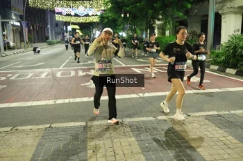 Runner Photo 4217986