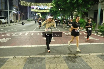 Runner Photo 4217990