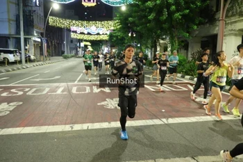 Runner Photo 4218079