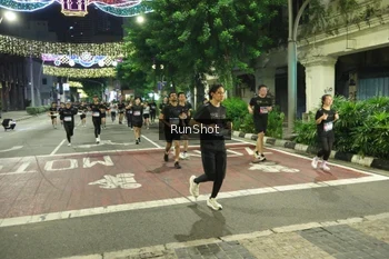 Runner Photo 4218082