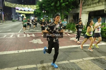 Runner Photo 4218151