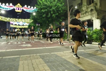 Runner Photo 4218156