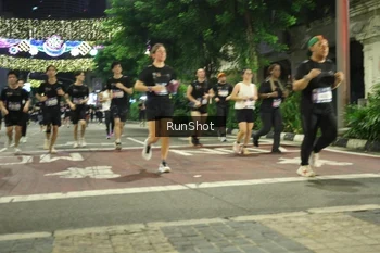 Runner Photo 4218176