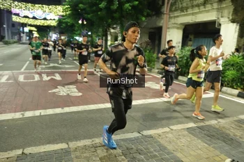 Runner Photo 4218192