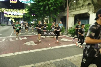 Runner Photo 4218280