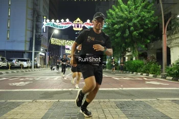 Runner Photo 4218294