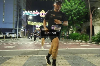 Runner Photo 4218295