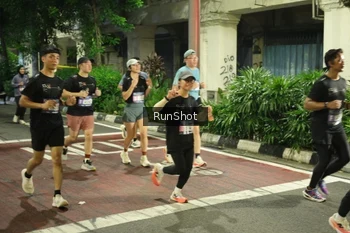 Runner Photo 4218302