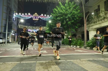 Runner Photo 4218380