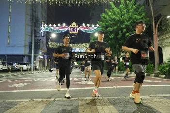 Runner Photo 4218387