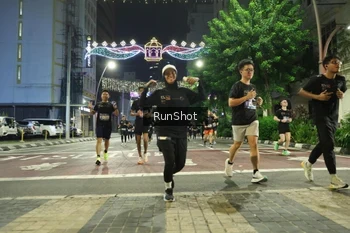 Runner Photo 4218419