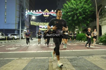 Runner Photo 4218544