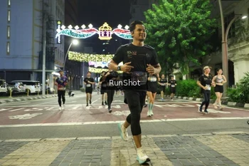Runner Photo 4218554