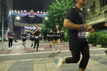 Runner Photo 4218556