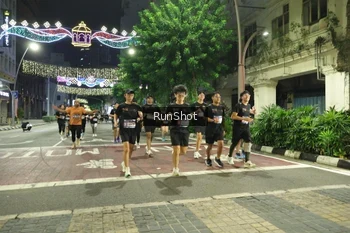 Runner Photo 4218698