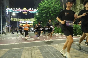 Runner Photo 4218702