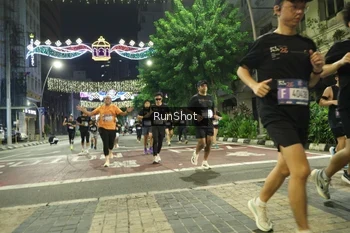 Runner Photo 4218704
