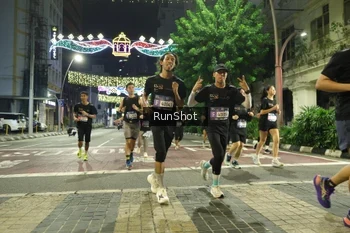 Runner Photo 4218758
