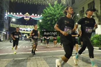 Runner Photo 4218762