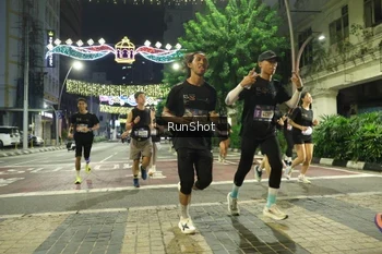 Runner Photo 4218766