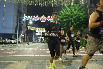 Runner Photo 4218779