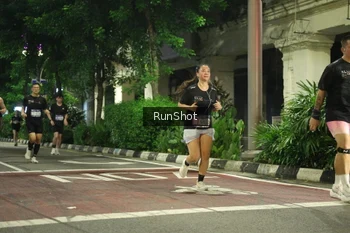 Runner Photo 4218886