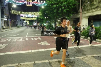 Runner Photo 4218901