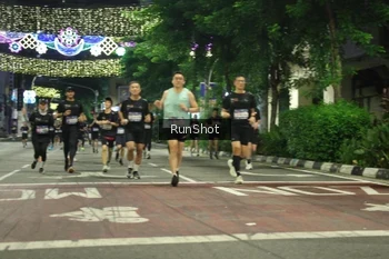 Runner Photo 4218905