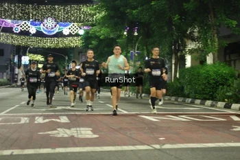 Runner Photo 4218911
