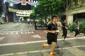 Runner Photo 4218916