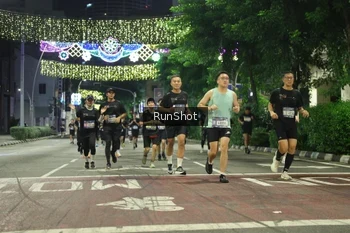 Runner Photo 4218918