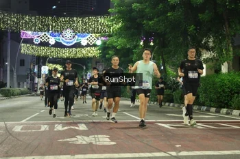 Runner Photo 4218923