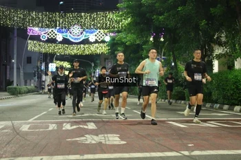 Runner Photo 4218925